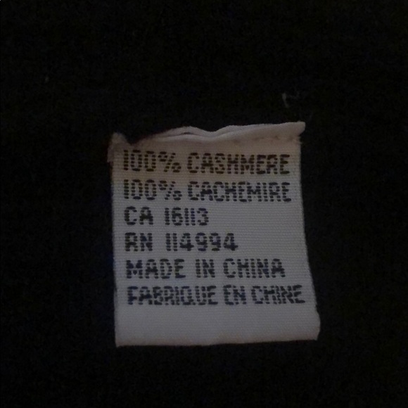 Pure Cashmere shrug - Picture 5 of 7